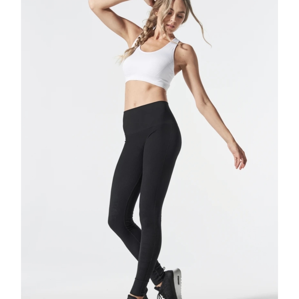 Blanqi sport support hipster cuffed leggings
